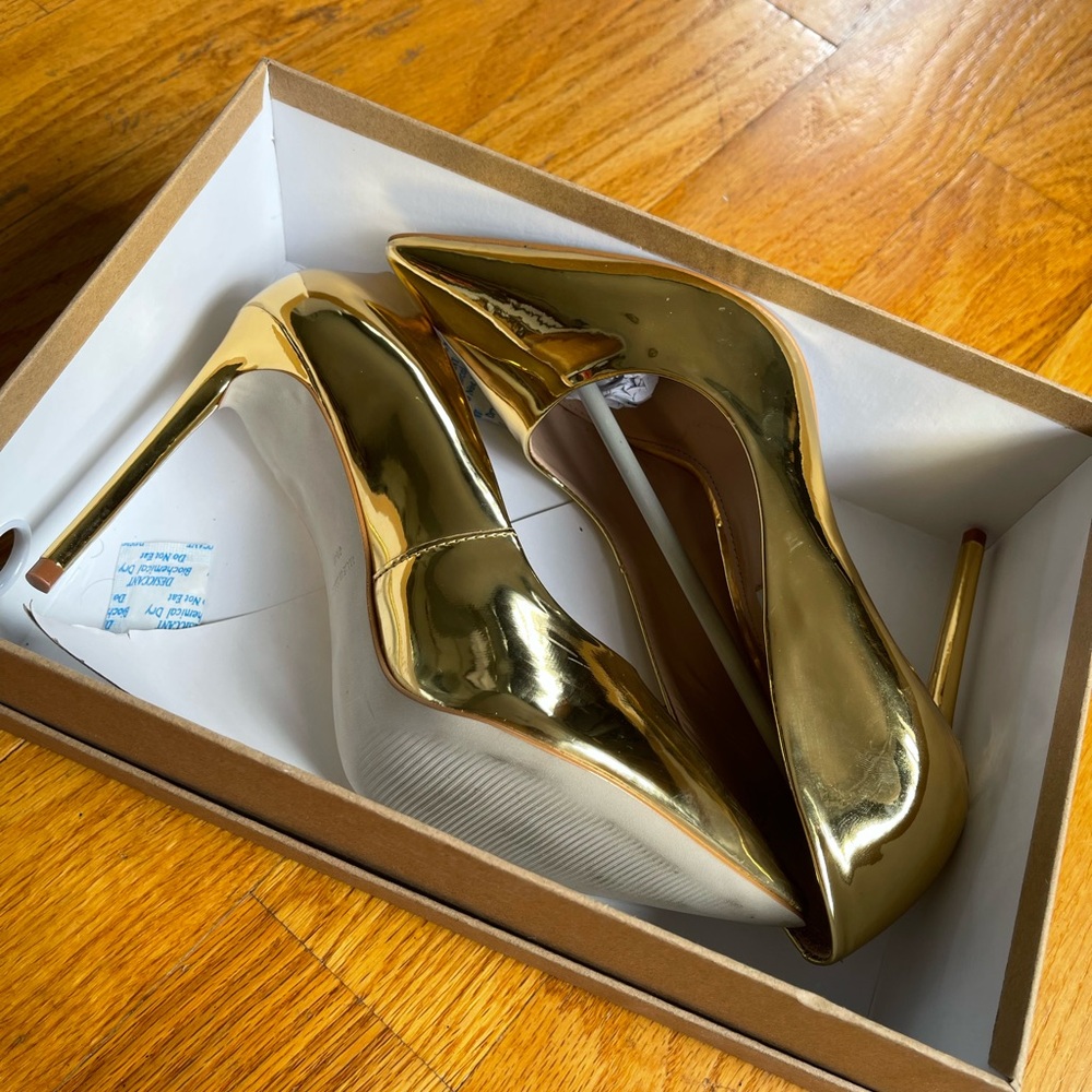 Steve Madden Daisie Pumps